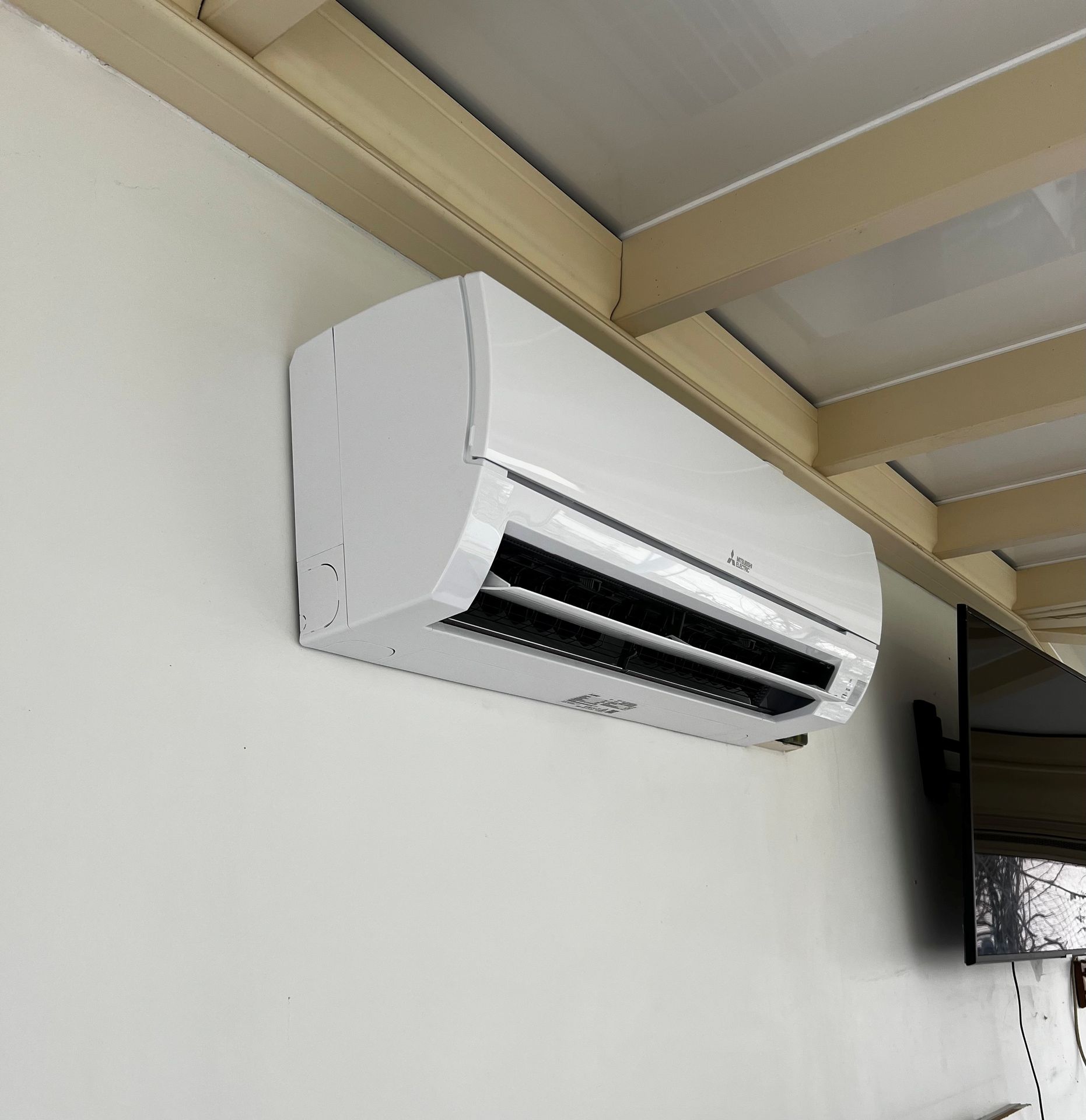 Installation climatisation reversible murale