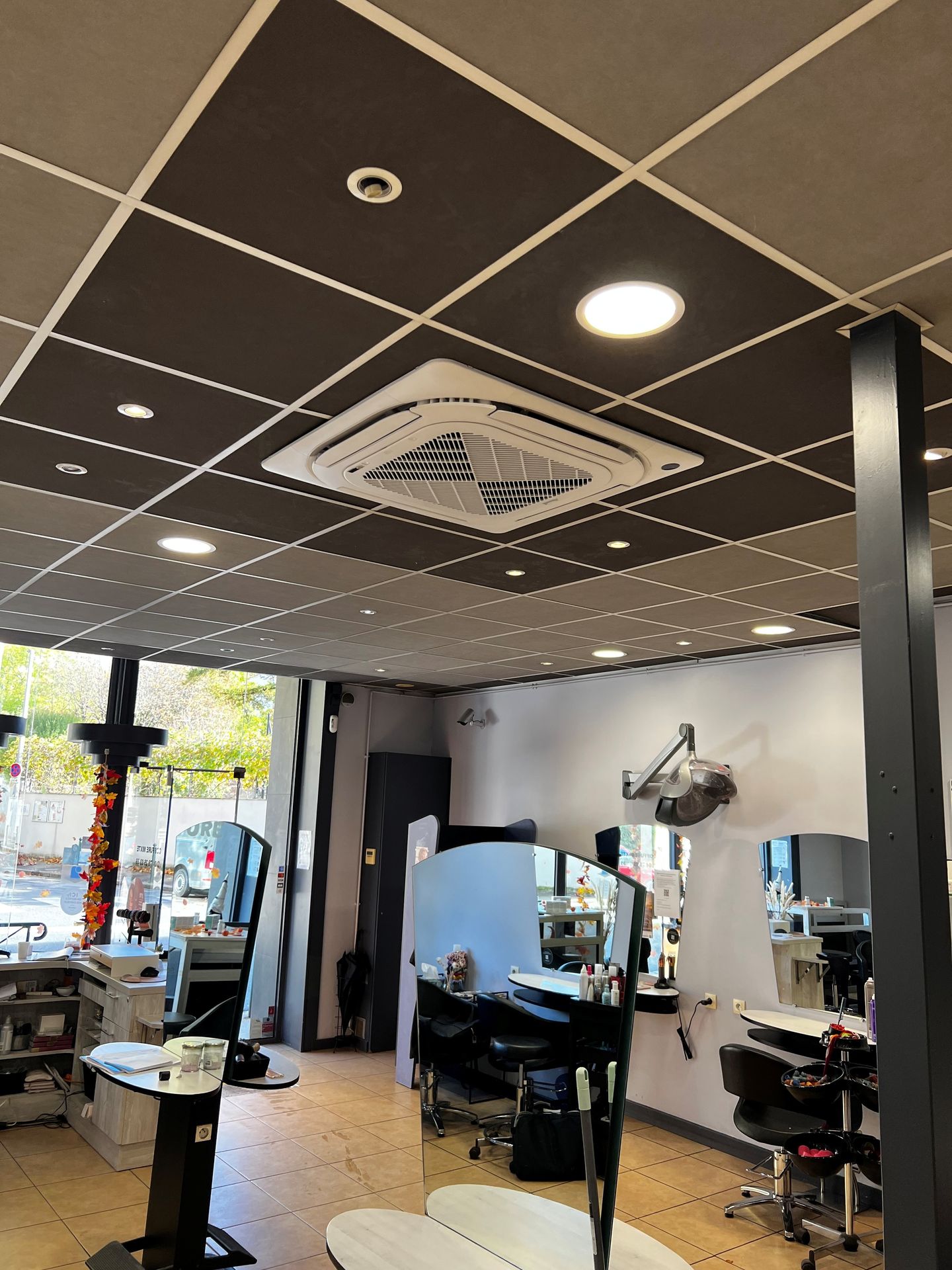 Installation de clmatisation salon de coiffure